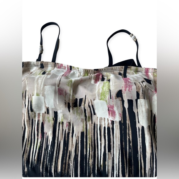 NWT FantaSizer Women’s Swimsuit - Picture 3 of 10